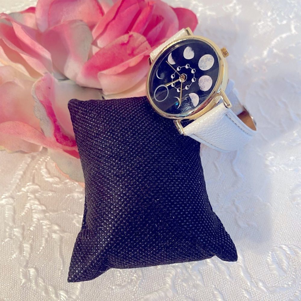🎊Newltem Gold Stainless Steel Fashion White Women’s Watch